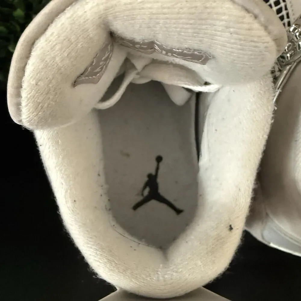 Nike Air Jordan 4 Frozen Moments AQ9129-001 W 8 M 6.5 Preowned Clean